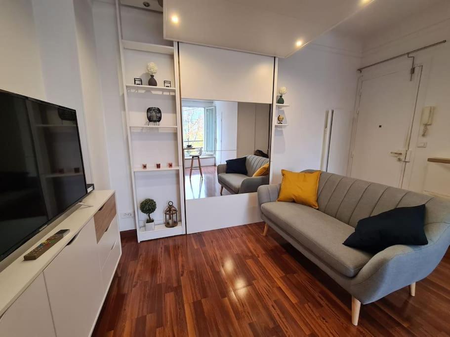 Studio A 2 Pas De La Gare Sartrouville Ngoại thất bức ảnh
