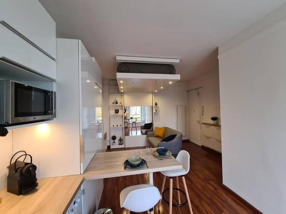 Studio A 2 Pas De La Gare Sartrouville Ngoại thất bức ảnh